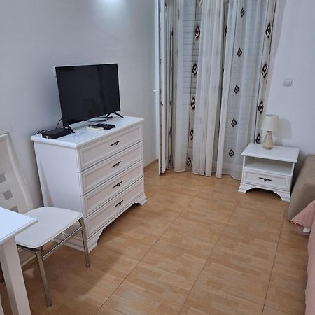 Apartmani P&M Tivat Zewnętrze zdjęcie
