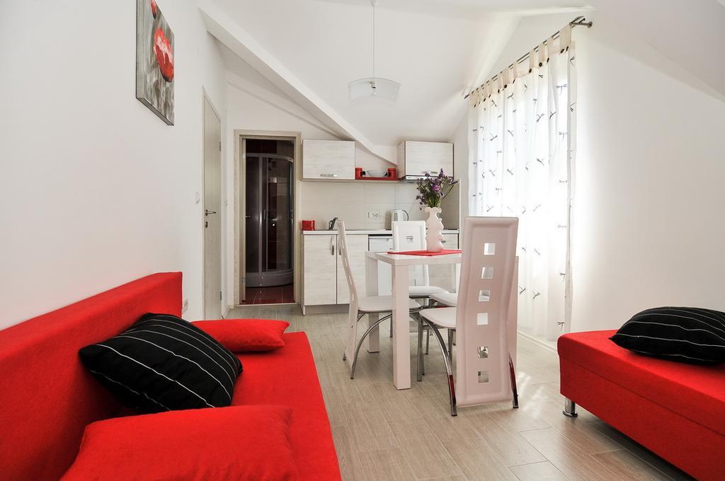 Apartmani P&M Tivat Zewnętrze zdjęcie