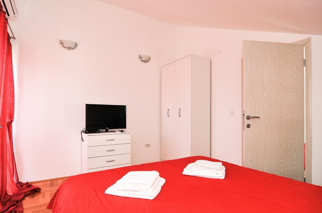 Apartmani P&M Tivat Zewnętrze zdjęcie