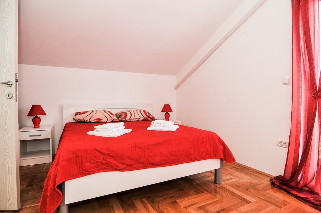Apartmani P&M Tivat Zewnętrze zdjęcie