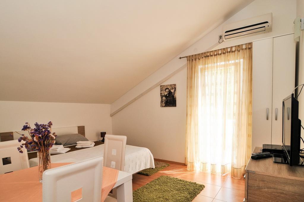 Apartmani P&M Tivat Zewnętrze zdjęcie