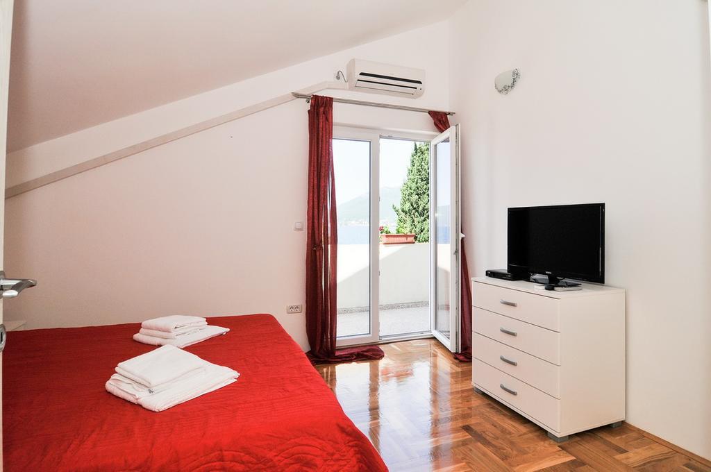 Apartmani P&M Tivat Zewnętrze zdjęcie